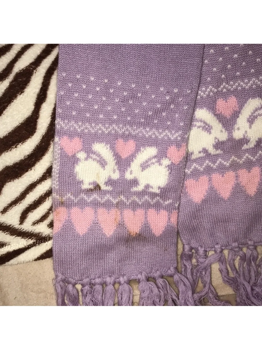 Vintage Lilac pink and white Knit Scarf with Bunny and Heart Motif stained